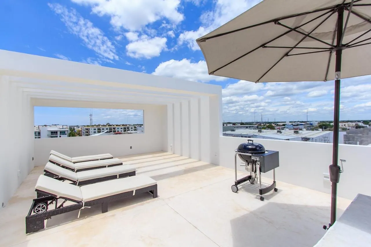 A-Nah Apartments, Rooftop Pool, Walking Distance To 5Th Avenue Playa del Carmen
